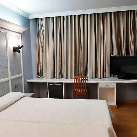 House Lomas 3* Ов'єдо