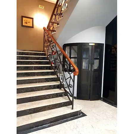 House Lomas Готель