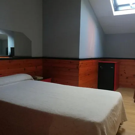 House Lomas Hotel Oviedo