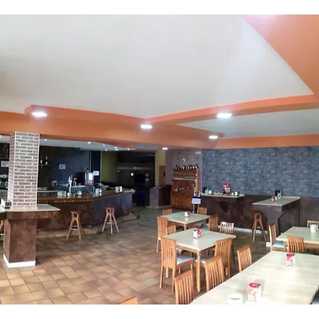 House Lomas Ов'єдо