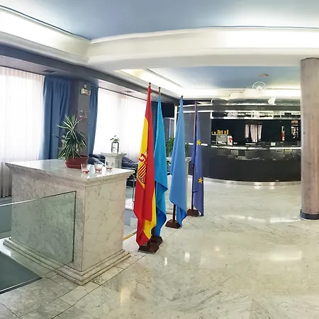 Готель House Lomas 3*