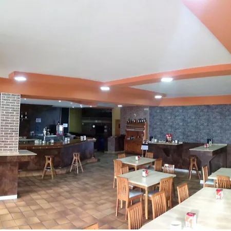 House Lomas 3* Ов'єдо