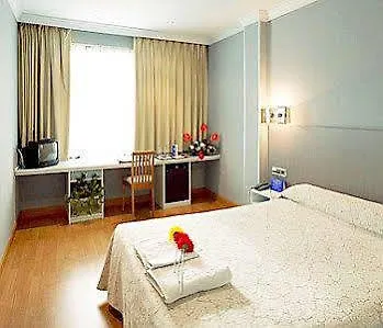 House Lomas Otel