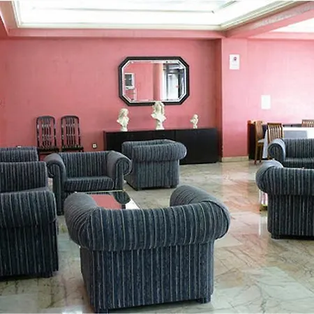 House Lomas 3* אוביידו