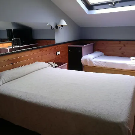 House Lomas 3* Ов'єдо