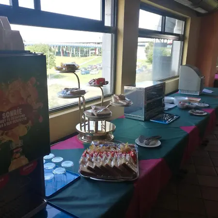 Hotell House Lomas Oviedo